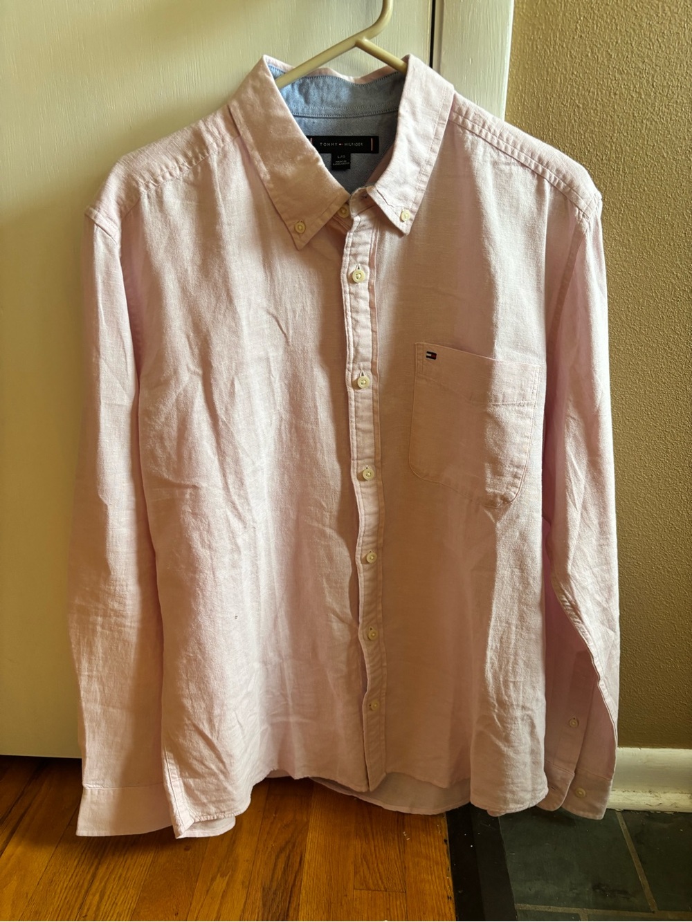 Linen Tommy Hilfiger Men’s Light Pink Button-Down Shirt